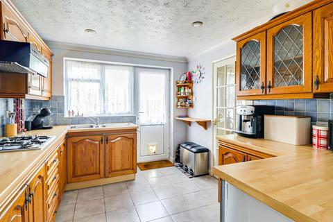 213 Eagle Way, Shoeburyness, Southend-on-sea, SS3 9YG