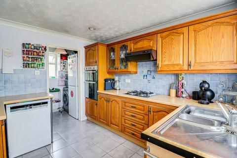 213 Eagle Way, Shoeburyness, Southend-on-sea, SS3 9YG