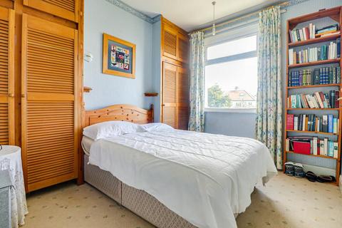 80 Sandringham Road, Southend-on-sea, SS1 2UG