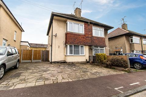 19 Colchester Close, Southend-on-sea, SS2 6HR