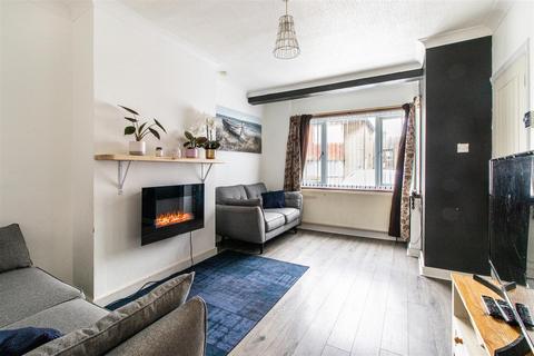 19 Colchester Close, Southend-on-sea, SS2 6HR