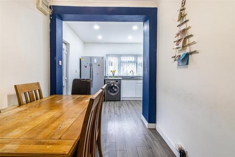 19 Colchester Close, Southend-on-sea, SS2 6HR