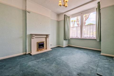 5 Avenue Terrace, Westcliff-on-sea, SS0 7PL