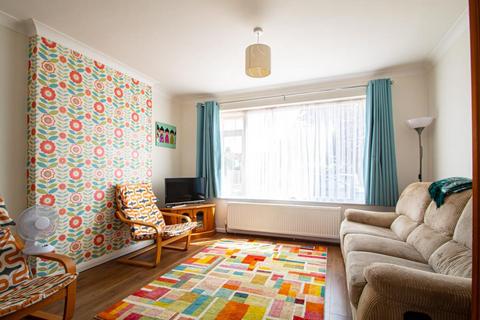 69 Caulfield Road, Shoeburyness, Southend-on-sea, SS3 9LJ