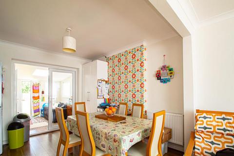 69 Caulfield Road, Shoeburyness, Southend-on-sea, SS3 9LJ