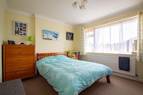 69 Caulfield Road, Shoeburyness, Southend-on-sea, SS3 9LJ