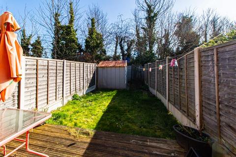 42 Collingwood Way, Shoeburyness, Southend-on-sea, SS3 8BT
