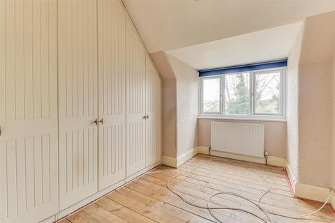 74 Caulfield Road, Shoeburyness, Southend-on-sea, SS3 9LN