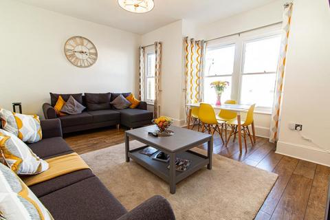 15a Avenue Road, Westcliff-on-sea, SS0 7PN