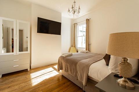 15a Avenue Road, Westcliff-on-sea, SS0 7PN