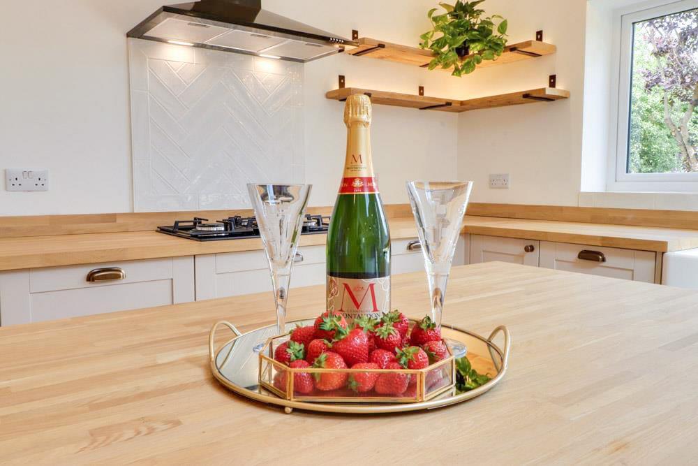 Kitchen Family Room