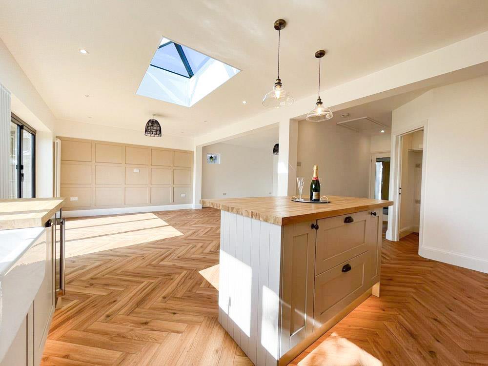 Kitchen Family Room