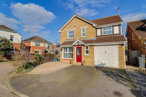 Southend on Sea - 4 bedroom detached house for sale