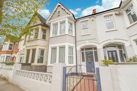 3 bedroom terraced house for sale, Hamlet Court Road, Westcliff-on-Sea SS0