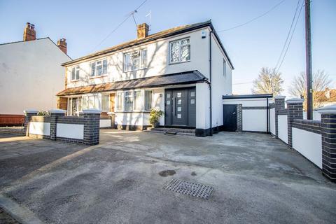 4 bedroom semi-detached house for sale, St Mary's Road, Southend-on-Sea SS2