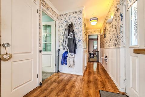 Flat 1, 11 - 17 Cavendish Gardens, Westcliff-on-sea, SS0 9XR