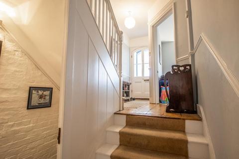 21 Scratton Road, Southend-on-sea, SS1 1EN