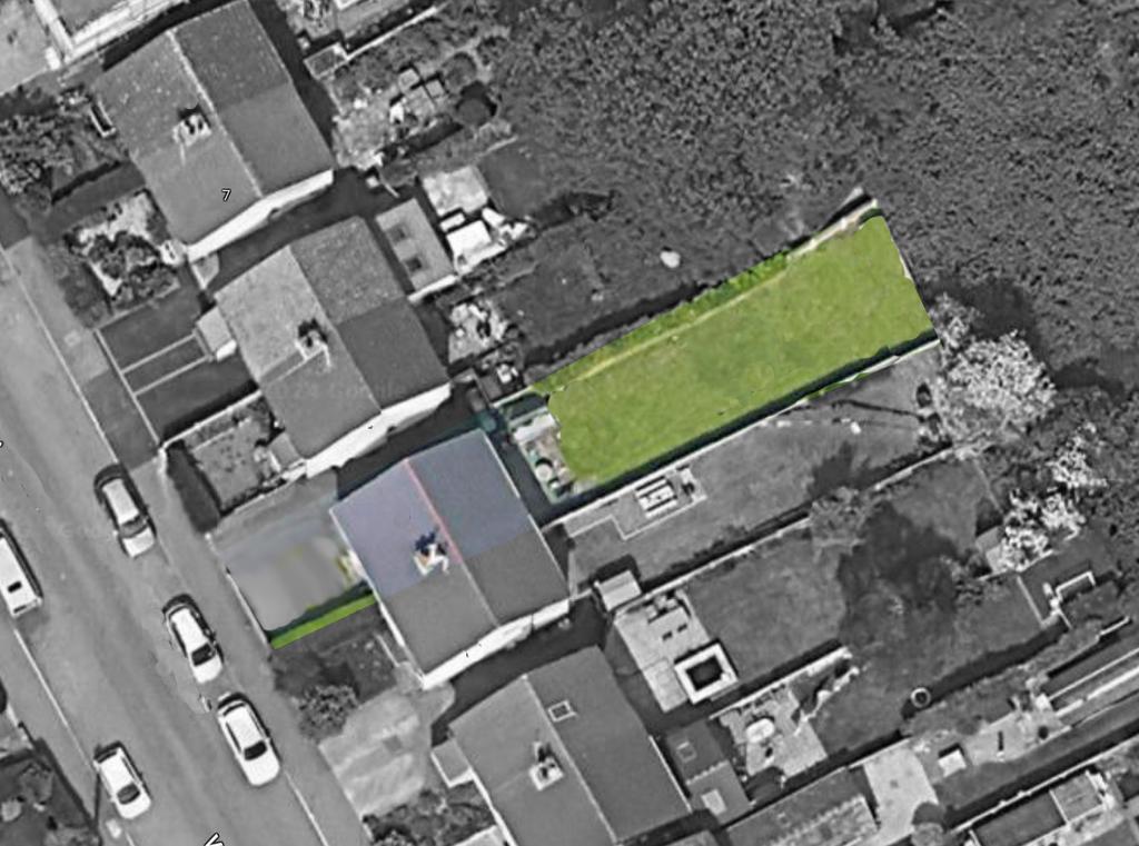 Victoria Gardens, Horsforth LS18 3 bed semidetached house for sale £