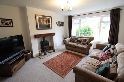 16 Sunhurst Drive, Oakworth, Keighley, BD22 7RG