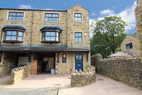 3 bedroom townhouse for sale, Longacre Lane, Haworth, Keighley, BD22
