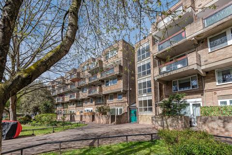 3 bedroom apartment for sale, Downfield Close, Maida Vale  W9