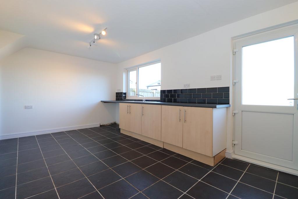 Dining kitchen