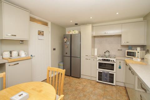 42 Farlam Drive, Carlisle, CA1 2XB