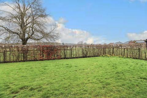 16 Ash Grove, Carlisle, CA3 9SQ