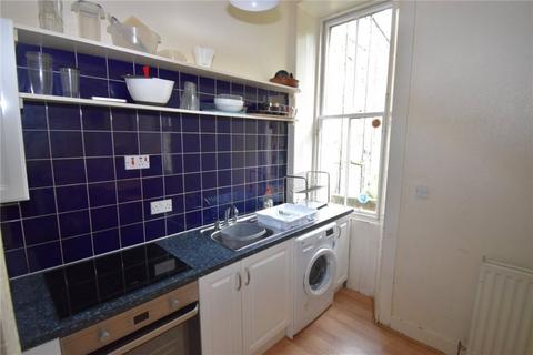4 bedroom flat to rent, 166T – Melville Terrace, Edinburgh, EH9 1LP