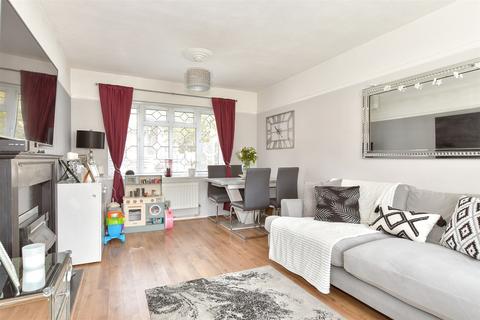 2 bedroom ground floor maisonette for sale, Hayward Close, Dartford, Kent