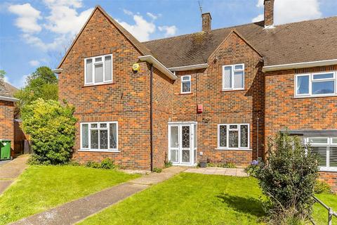 2 bedroom ground floor maisonette for sale, Hayward Close, Dartford, Kent