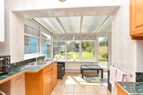 99 Harps Avenue, Minster On Sea, Sheerness, ME12 3PL