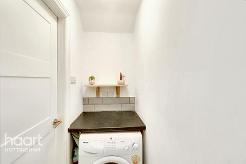 76 Glapton Road, Nottingham, NG2 2FG