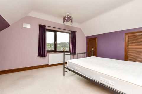 2 bedroom detached house for sale, Stafford Road, Caterham, Surrey
