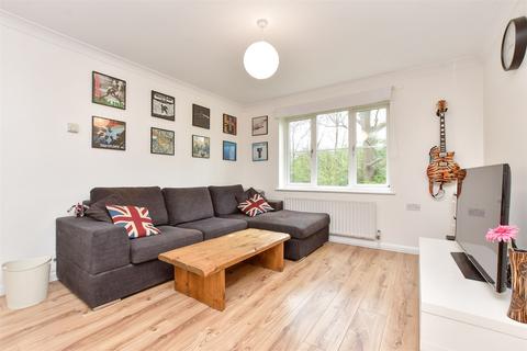 1 bedroom ground floor flat for sale, Chart Gardens, Dorking, Surrey