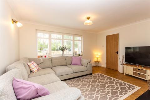 3 bedroom detached house for sale, Common Road, Kensworth, Dunstable