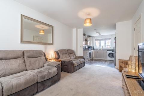 3 Hedgerow Close, Basingstoke, RG23 7FT