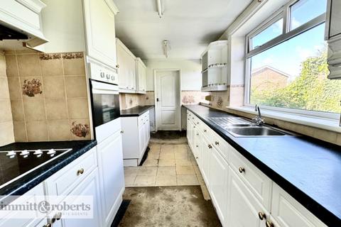 2 bedroom detached bungalow for sale, North Street, West Rainton, Houghton le Spring, Tyne and Wear, DH4