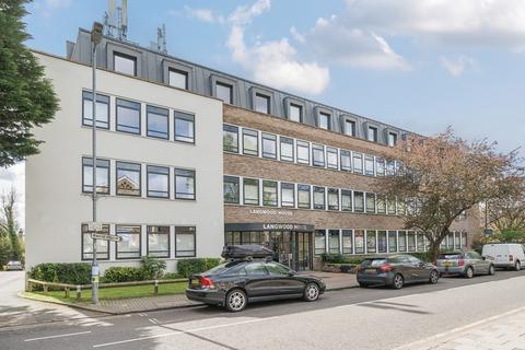 2 bedroom apartment for sale, High Street, Rickmansworth, Hertfordshire