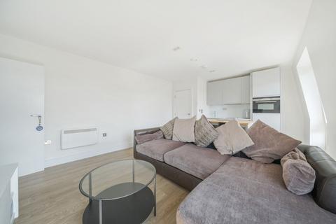 2 bedroom apartment for sale, High Street, Rickmansworth, Hertfordshire