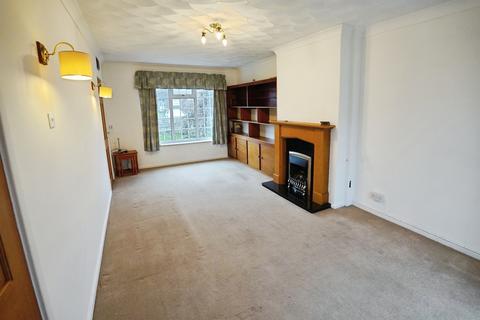 2 bedroom semi-detached house to rent, Forest View, Ordsall DN22