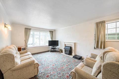 12 Yewtree Drive, Hull, HU5 5YH