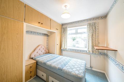 12 Yewtree Drive, Hull, HU5 5YH