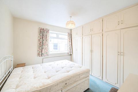 12 Yewtree Drive, Hull, HU5 5YH