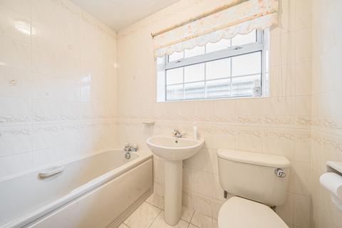 12 Yewtree Drive, Hull, HU5 5YH