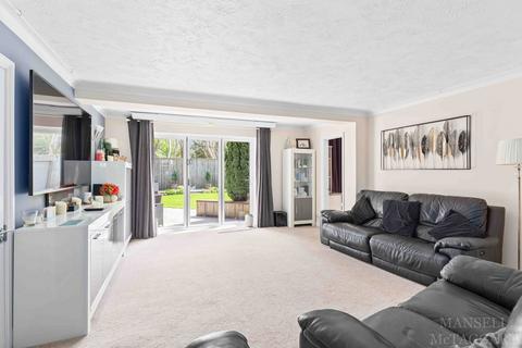 5 bedroom detached house for sale, Ticehurst Close, Crawley RH10