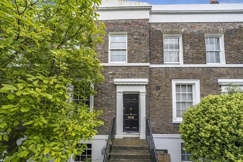 4 bedroom terraced house for sale, Russell Grove, Oval