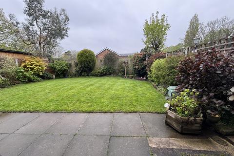 16 Dodge Fold, Stockport, SK2 5YN