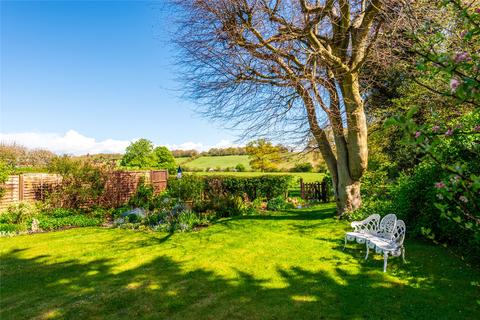 5 bedroom detached house for sale, West Street, Lilley, Hertfordshire, LU2