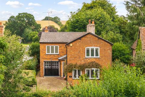 5 bedroom detached house for sale, West Street, Lilley, Hertfordshire, LU2